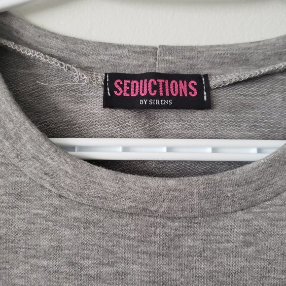 Seductions Long Sports Top with Mesh Details - Picture 6 of 10